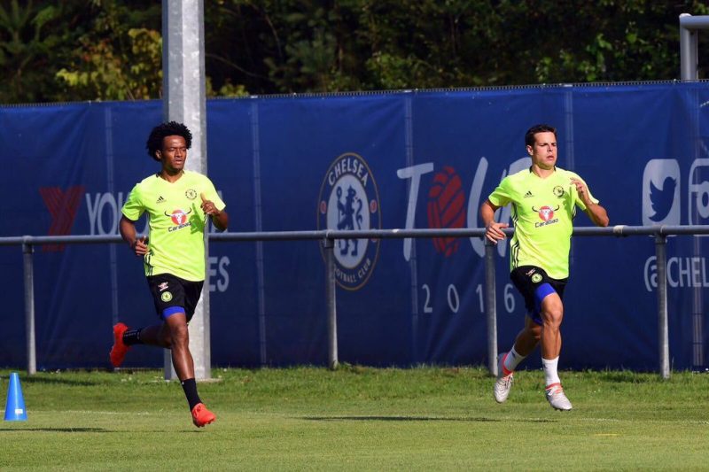 Juan Cuadrado and Cesar Azpilicueta in training.
