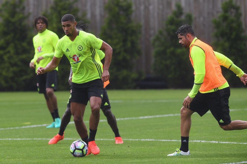 rubey_lcheek_2016-Jul-11