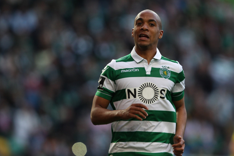LISBON, PORTUGAL - APRIL 23: Sporting's midfielder Joao Mario celebrates scoring Sporting second goal during the match between Sporting CP and Uniao da Madeira for the Portuguese Primeira Liga at Jose Alvalade Stadium on April 23, 2016 in Lisbon, Portugal.  (Photo by Carlos Rodrigues/Getty Images)