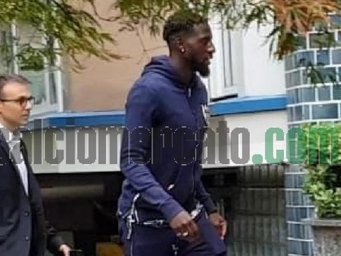 Tiemoue Bakayoko arrives at Milan's La Madonnina clinicto undergo medicals