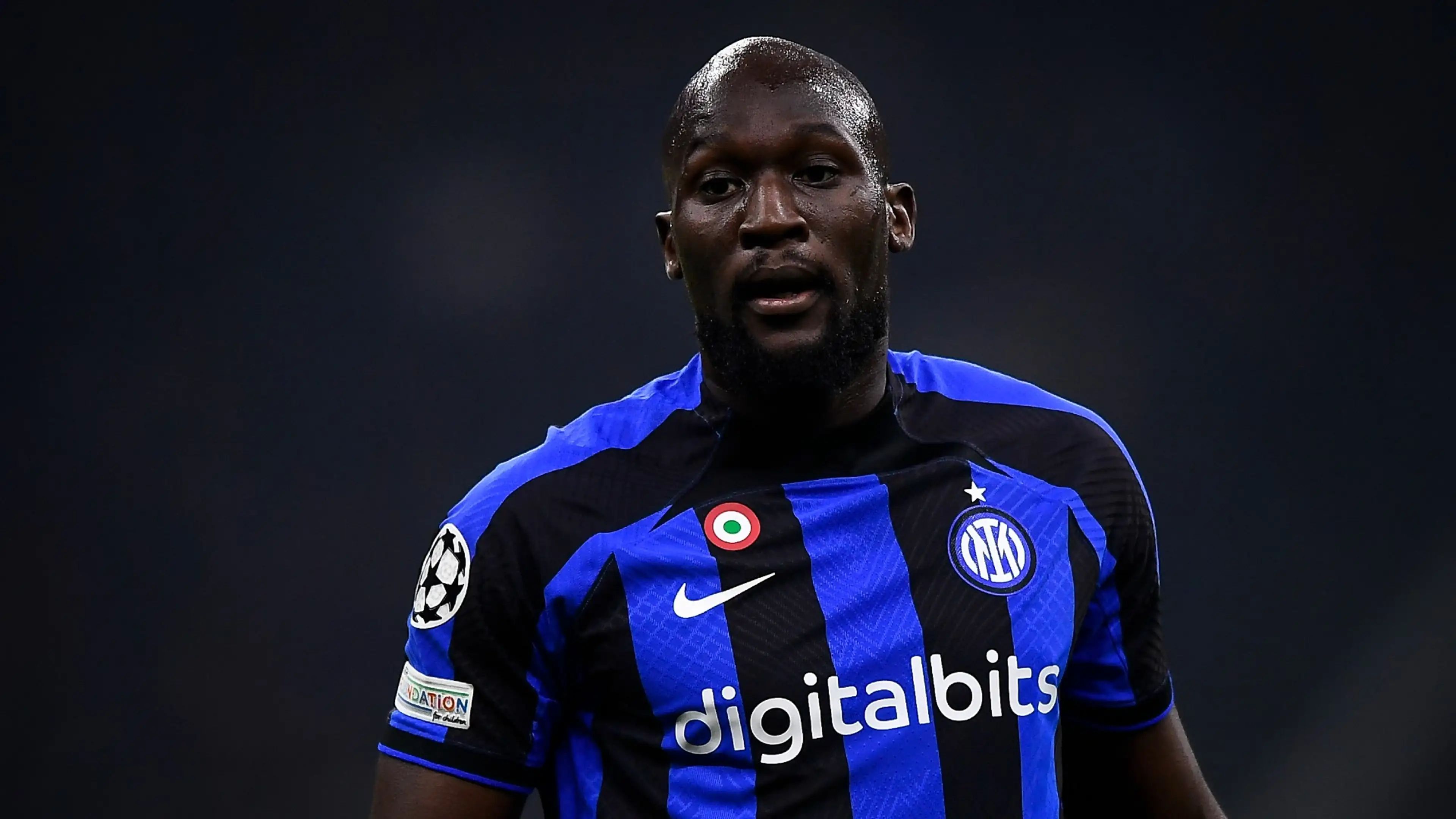 romelu lukaku inter shirt thin