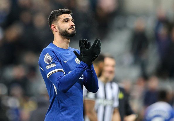 Armando Broja applauds the fans.