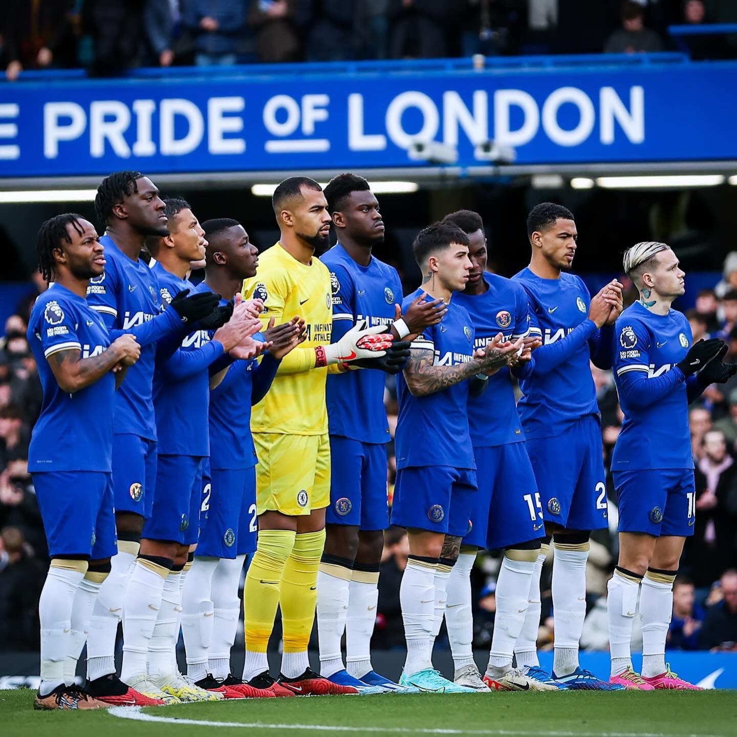 Chelsea line up before kick off.
