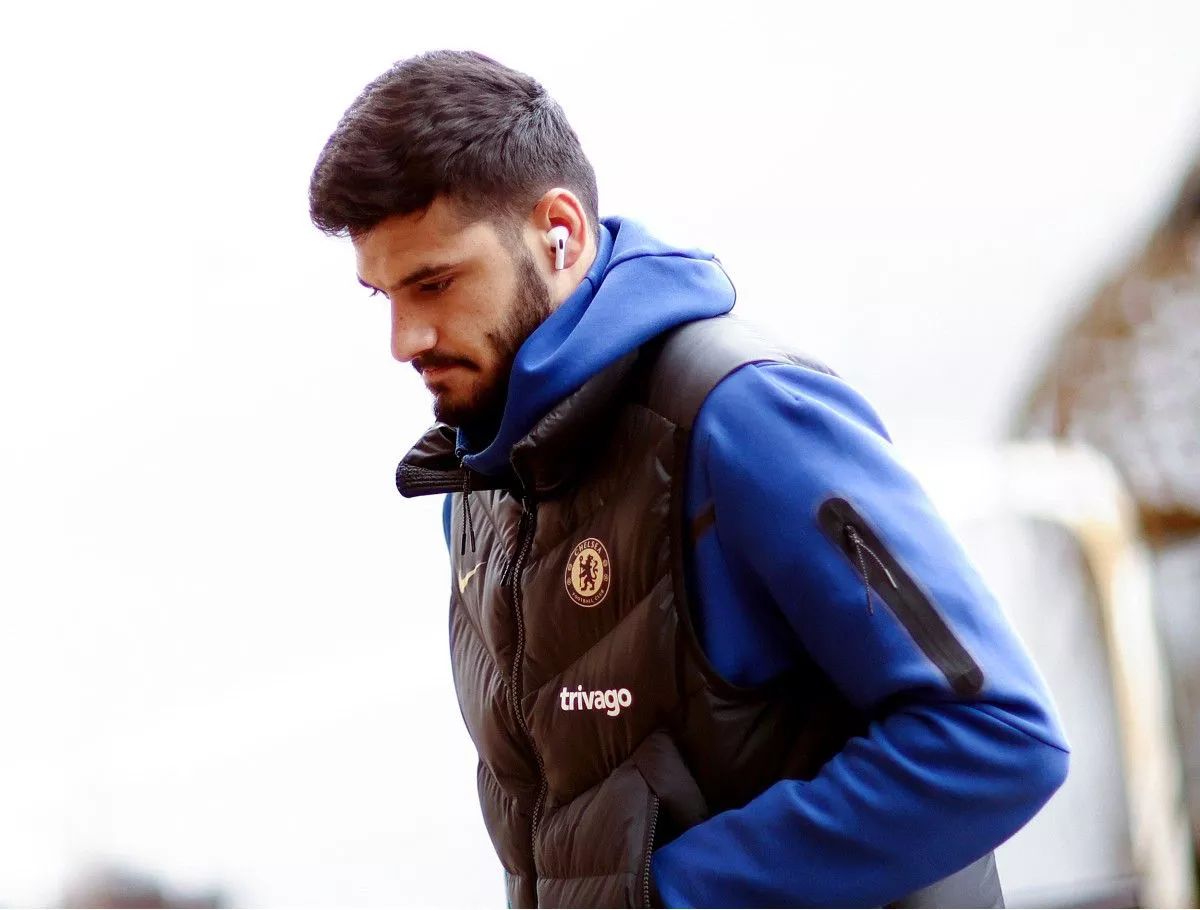 Armando Broja looks concerned in training.