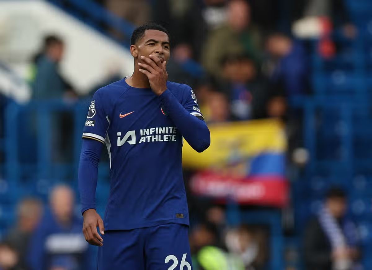 Levi Colwill playing for Chelsea.