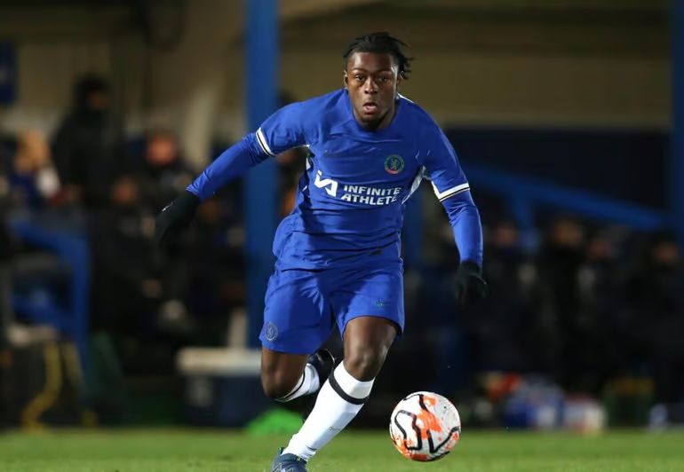 Donell McNeilly playing for Chelsea's youth teams.