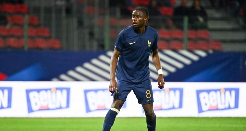 Lesley Ugochukwu playing for France.