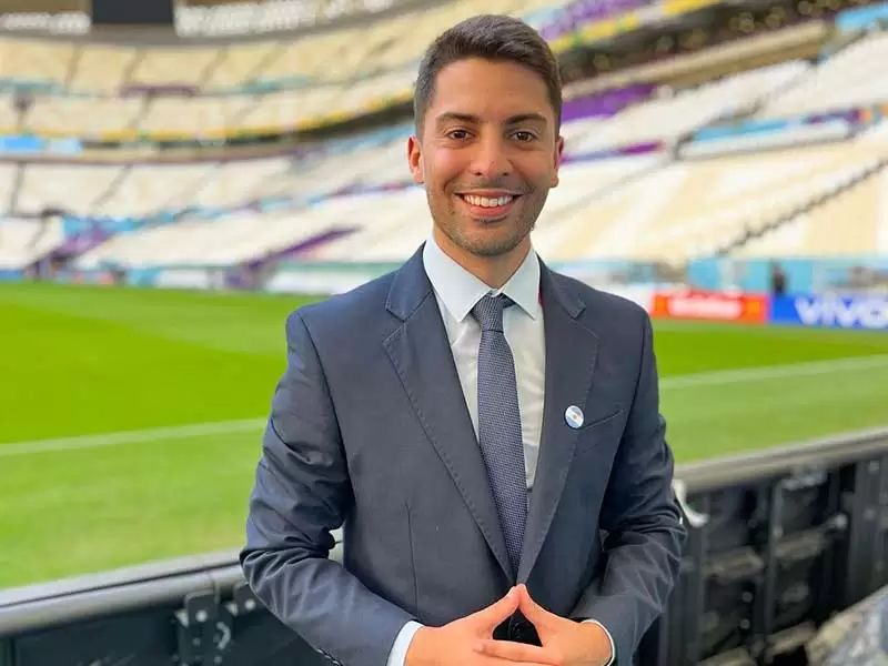 Gaston Edul on the sidelines in Qatar.