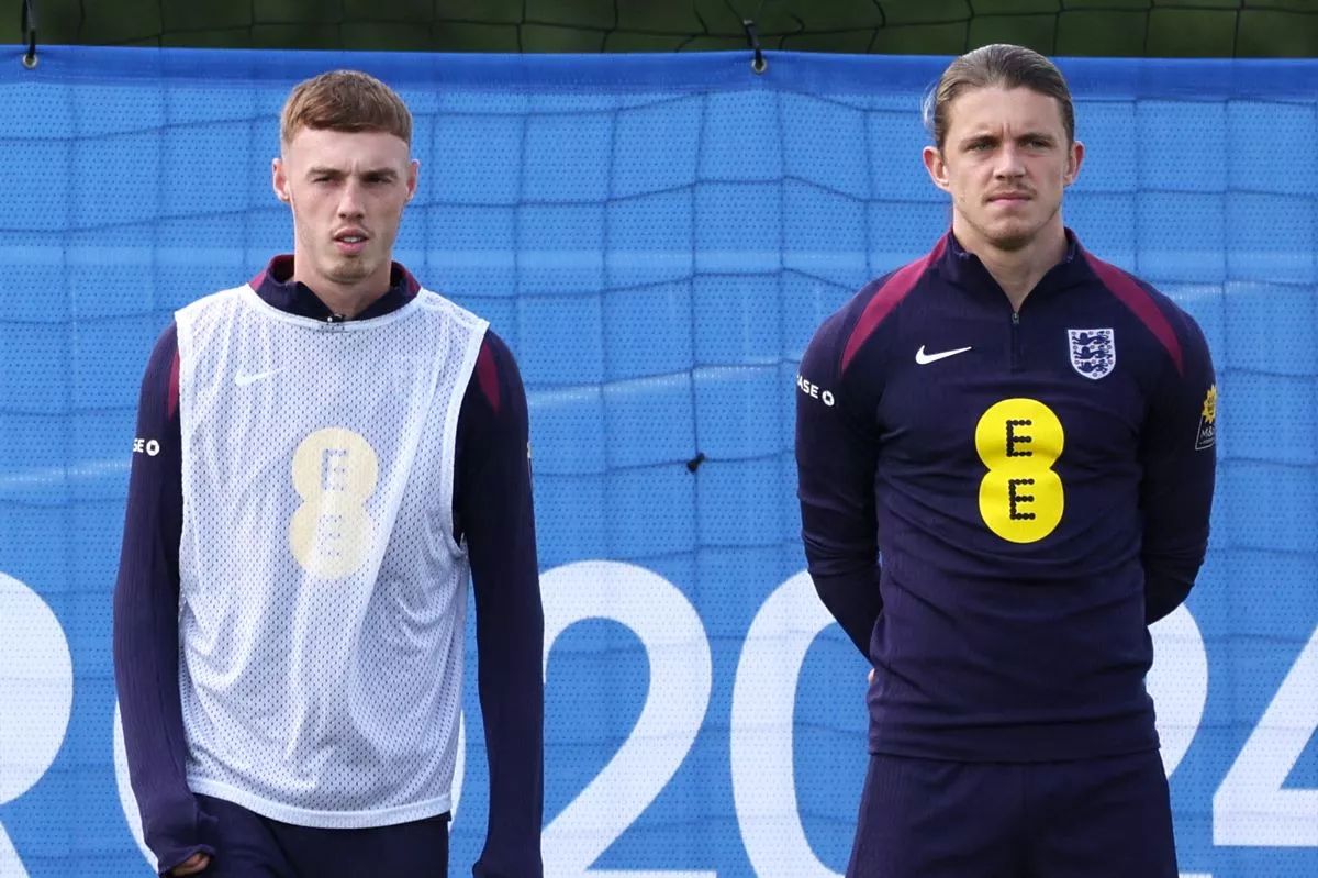 Cole Palmer and Conor Gallagher in England training.Cole Palmer and Conor Gallagher in England training. Cole Palmer and Conor Gallagher in England training.Cole Palmer and Conor Gallagher in England training.