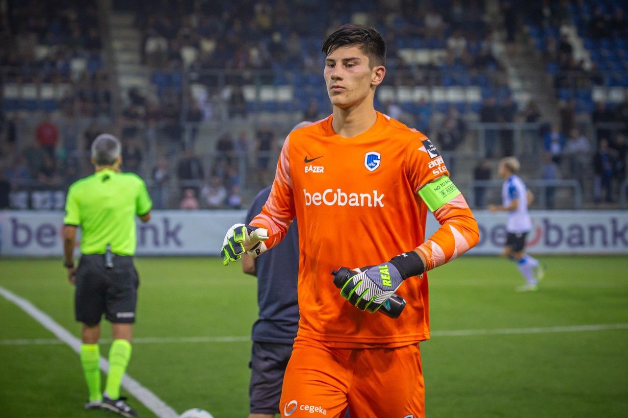 Mike Penders after his debut for Genk.