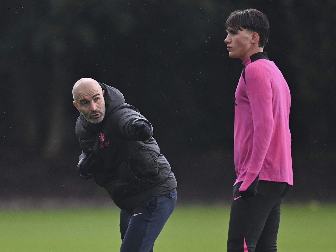 Cesare Casadei with Enzo Maresca on the training pitch.