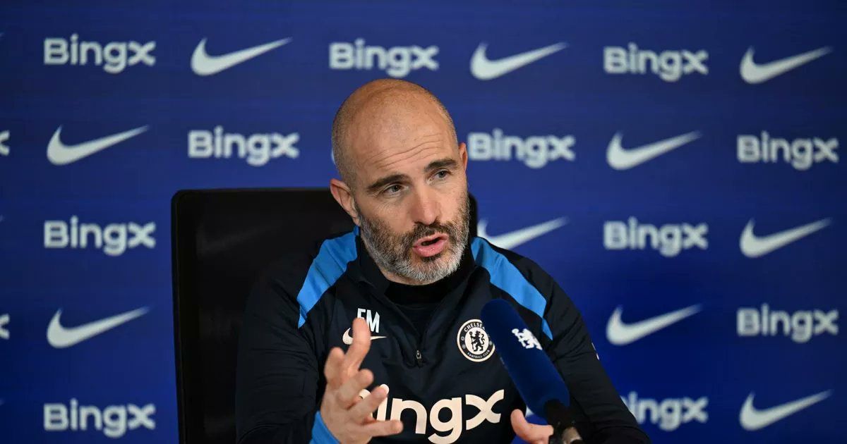 Enzo Maresca gesticulates in a press conference. (Photo by Darren Walsh/Chelsea FC)