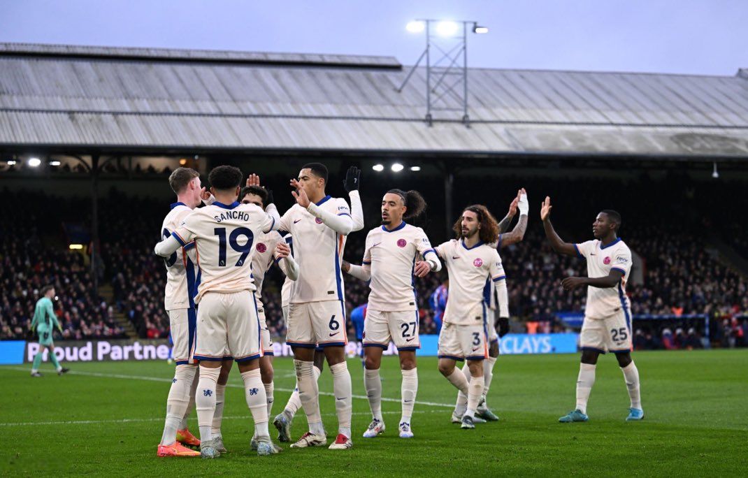 Chelsea celebrate a goal at Selhurst Park. (Photo by Julian Finney/Getty Images)
