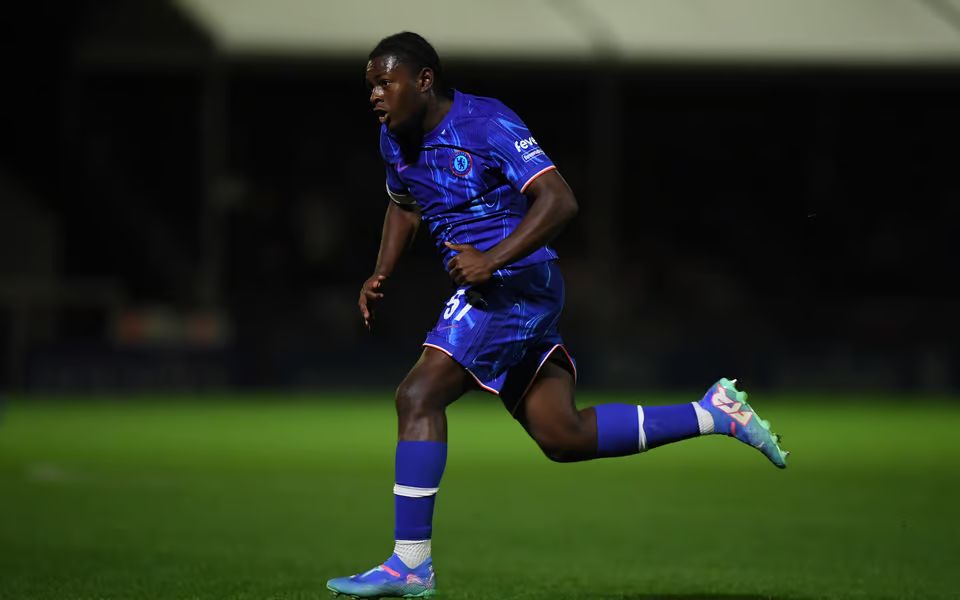Donnell McNeilly in action for Chelsea's Development Squad.
