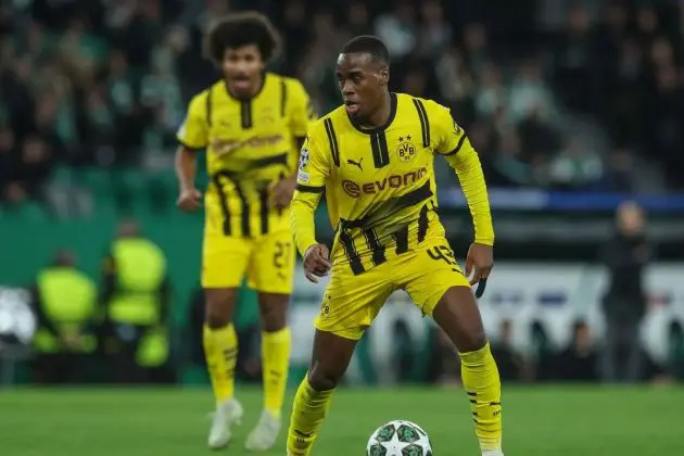 Jamie Gittens scoring for Dortmund against Bayern