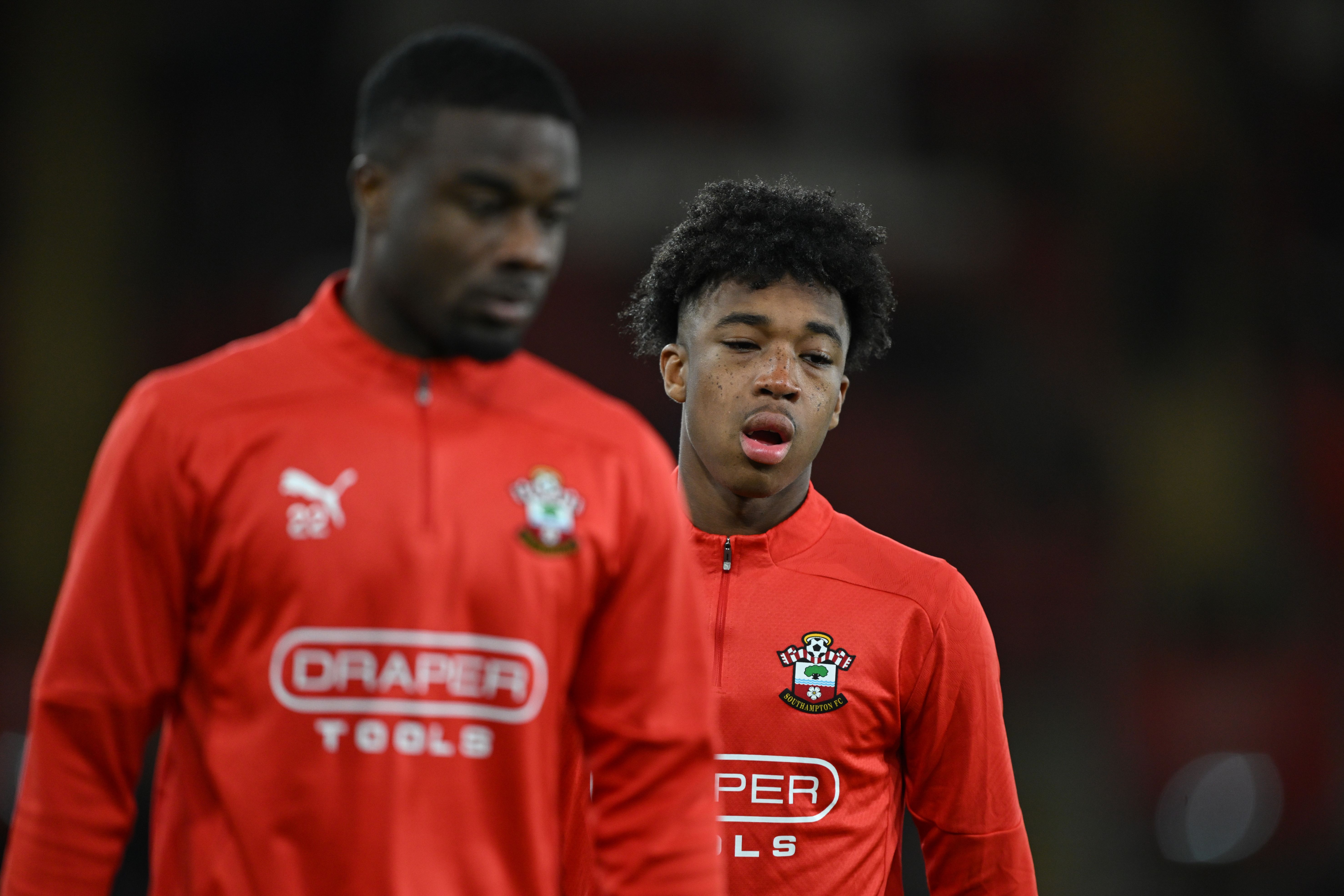 Sam Amo-Ameyaw warms up with Southampton.