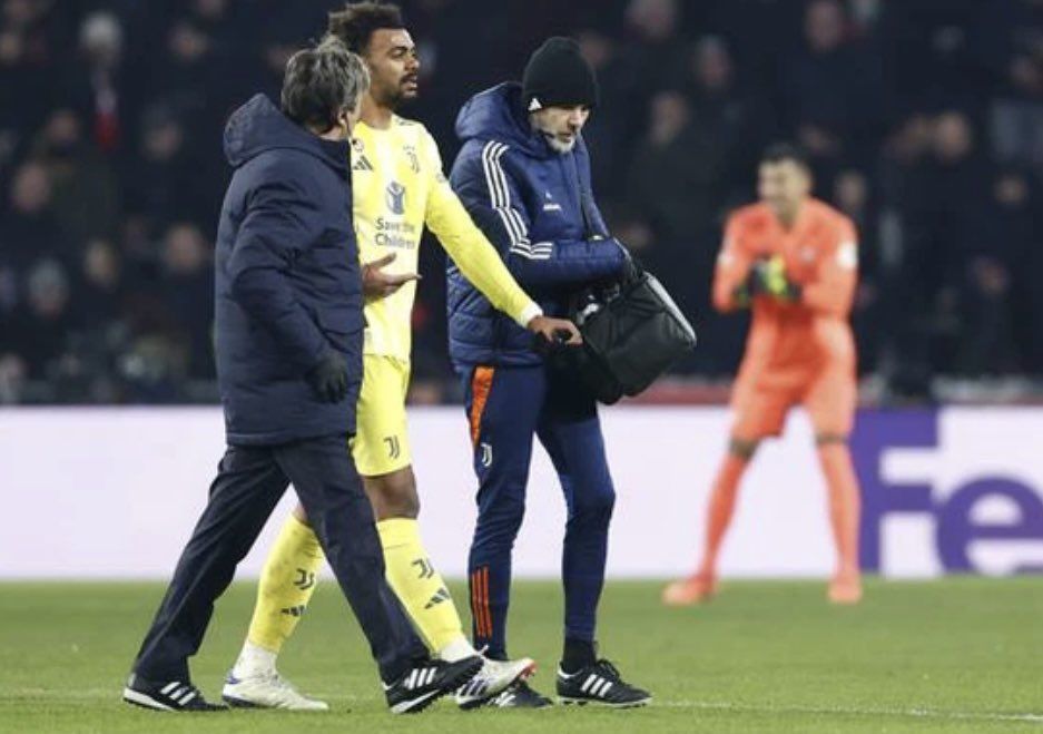 Renato Veiga leaves the pitch with an injury.