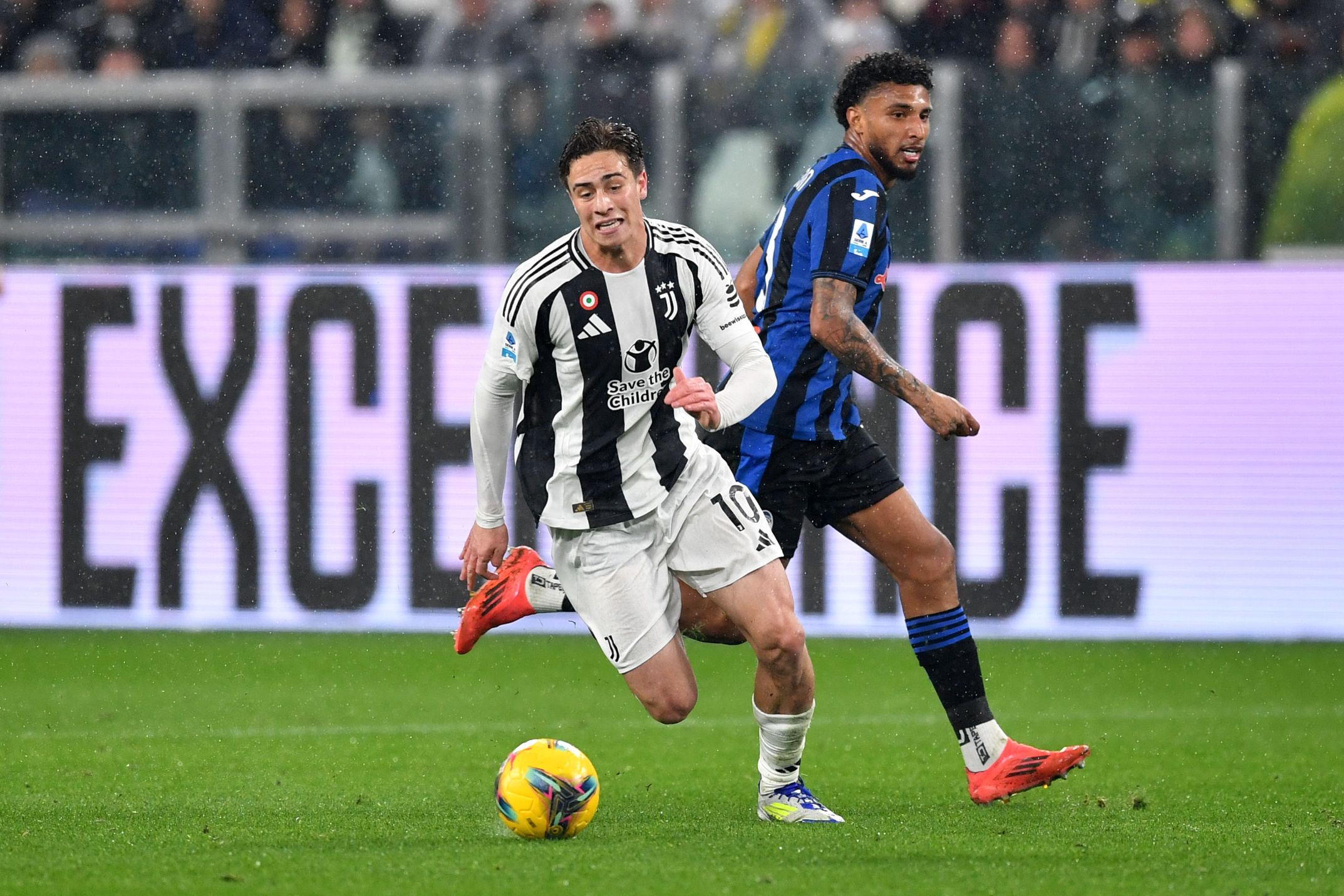 Kenan Yildiz in action for Juventus against Atalanta.