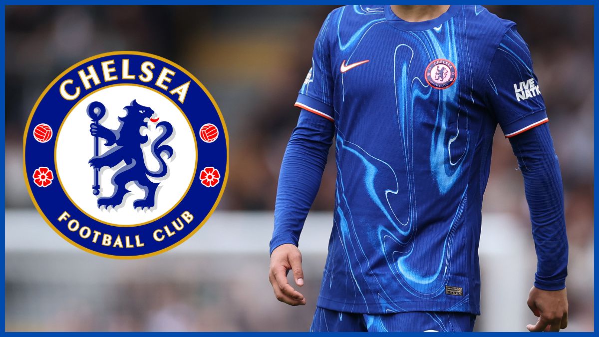 Jadon Sancho playing for Chelsea.