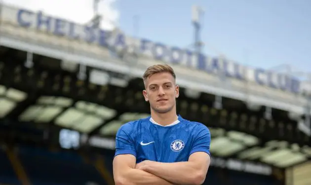 Liam Delap's signing photo for Chelsea. (Photo by Darren Walsh/Chelsea FC)