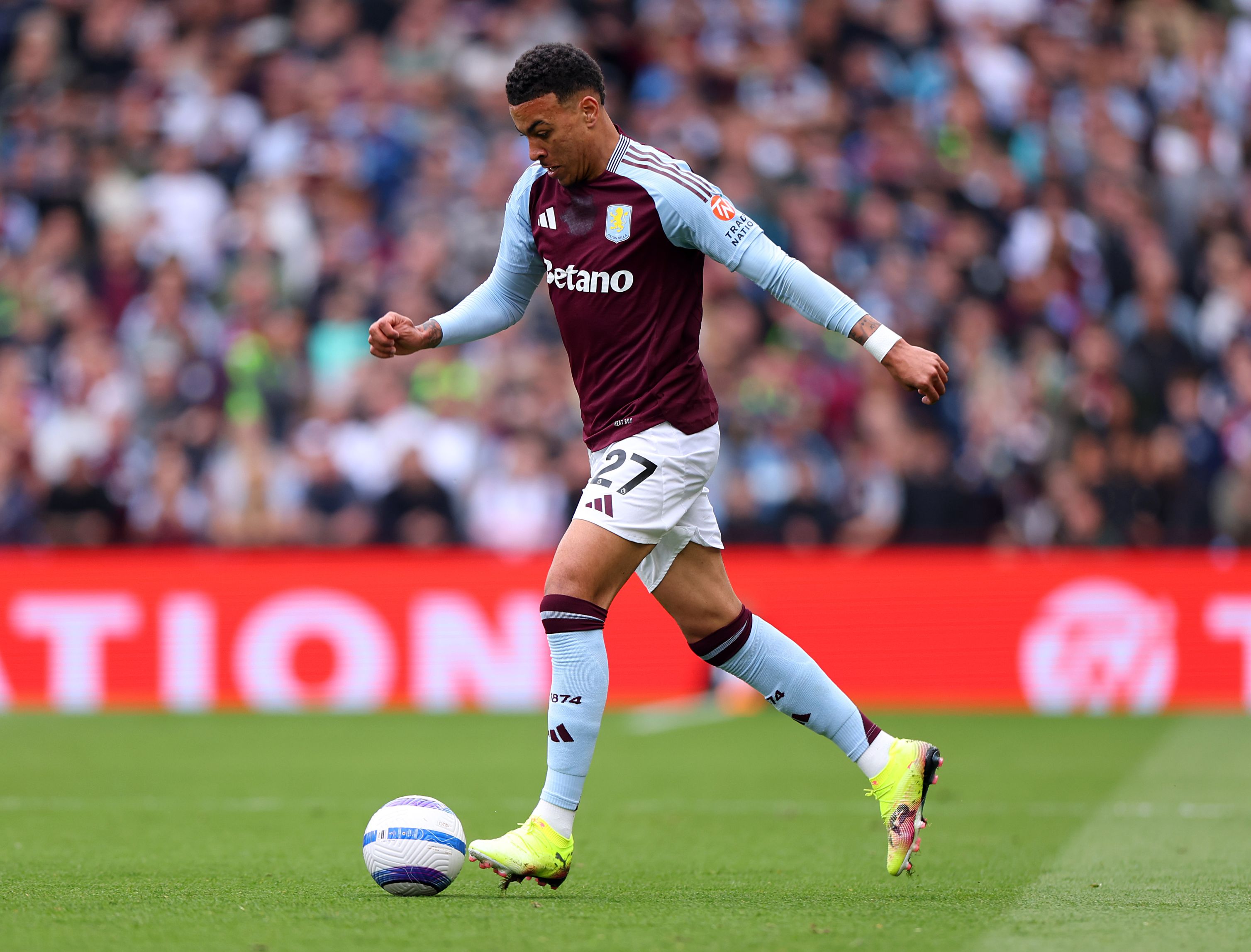 Morgan Rogers in action for Aston Villa.