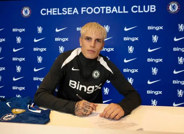 Alejandro Garnacho signs for Chelsea. (Photo by Darren Walsh/Chelsea FC)