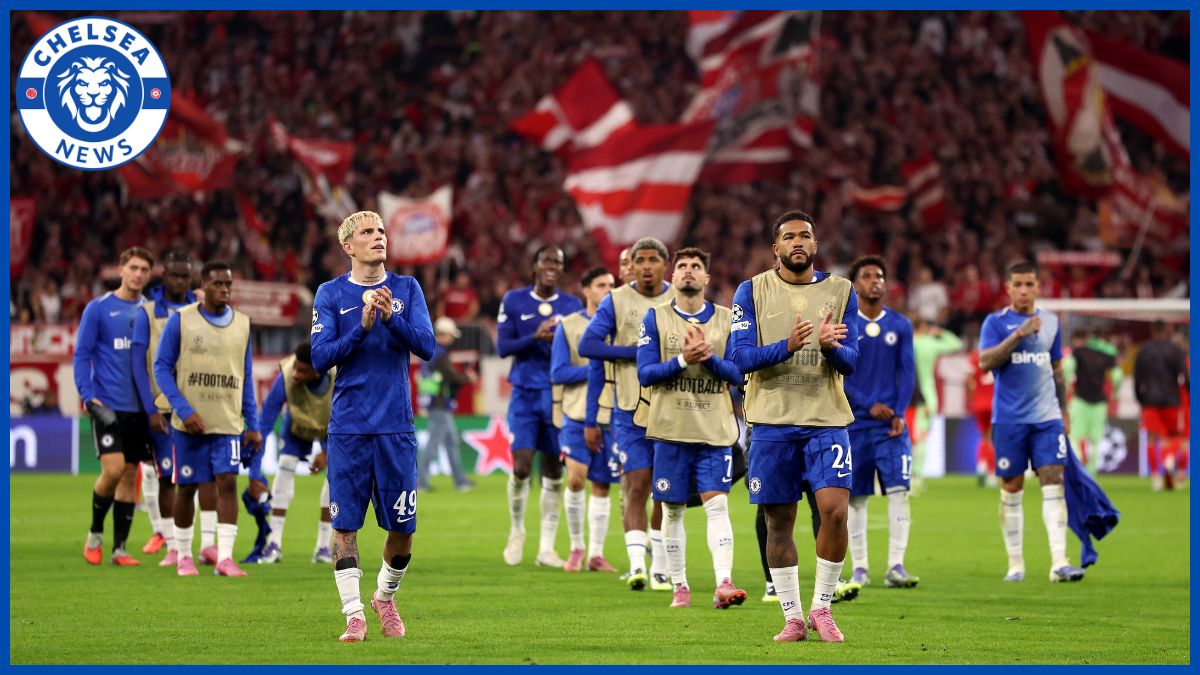 Chelsea squad in a group photo at full time.