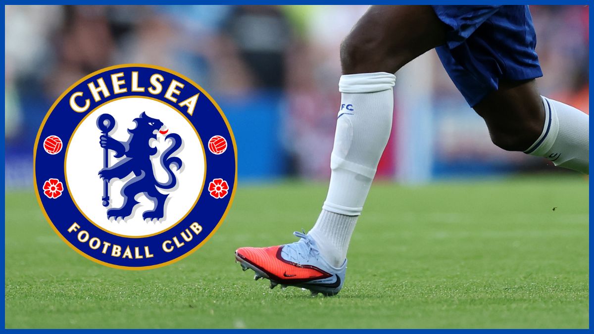 Dario Essugo playing for Chelsea.