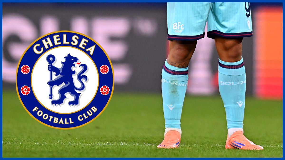 Santiago Castro with a Chelsea logo.