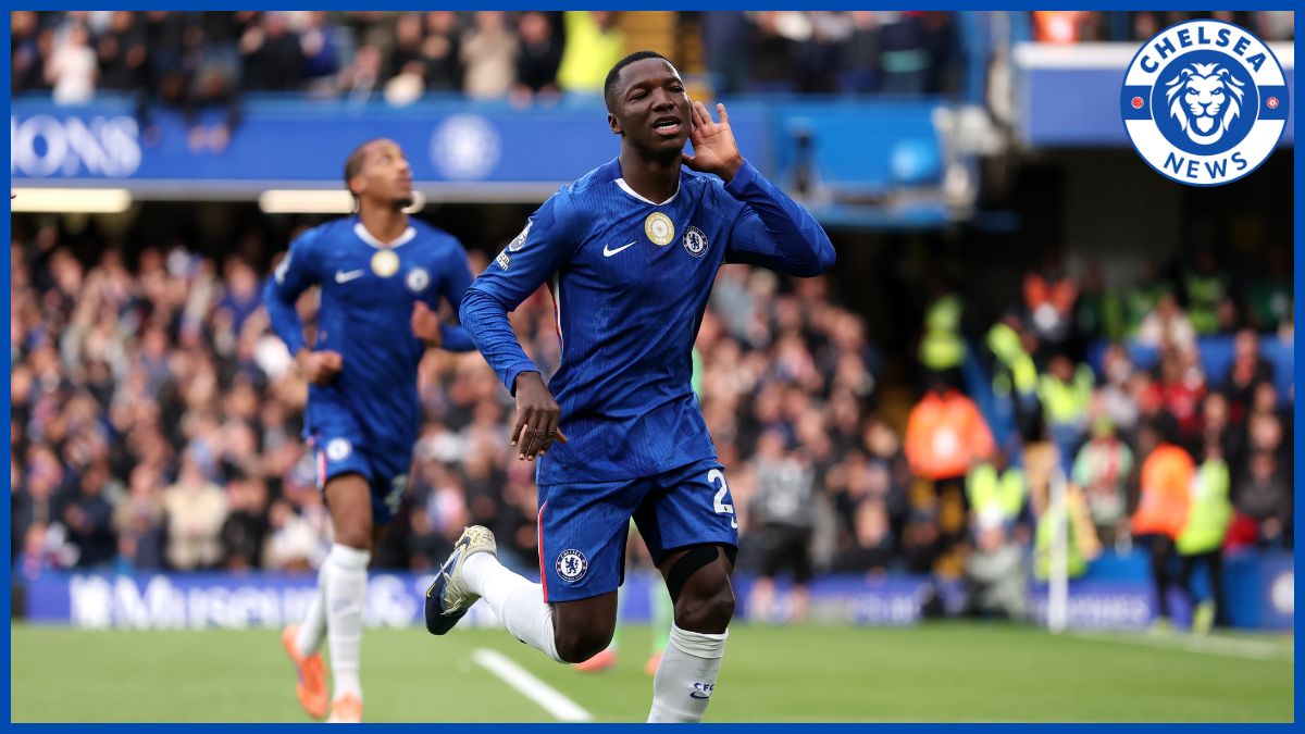 Moises Caicedo celebrates his goal.
