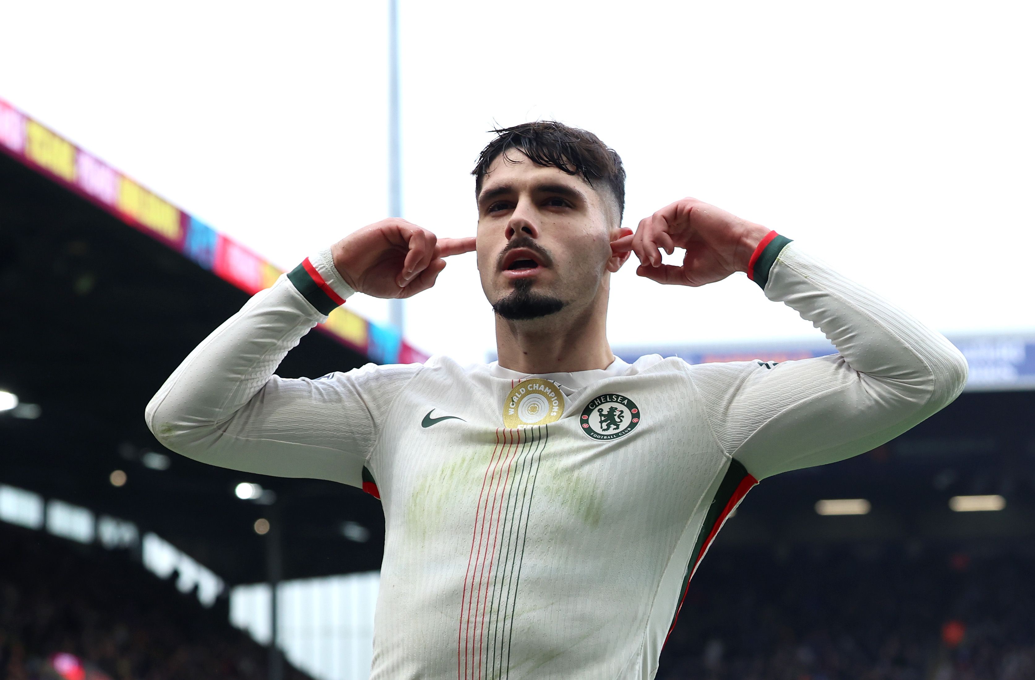 Pedro Neto celebrates his goal at Burnley. (Photo by Darren Walsh/Chelsea FC)