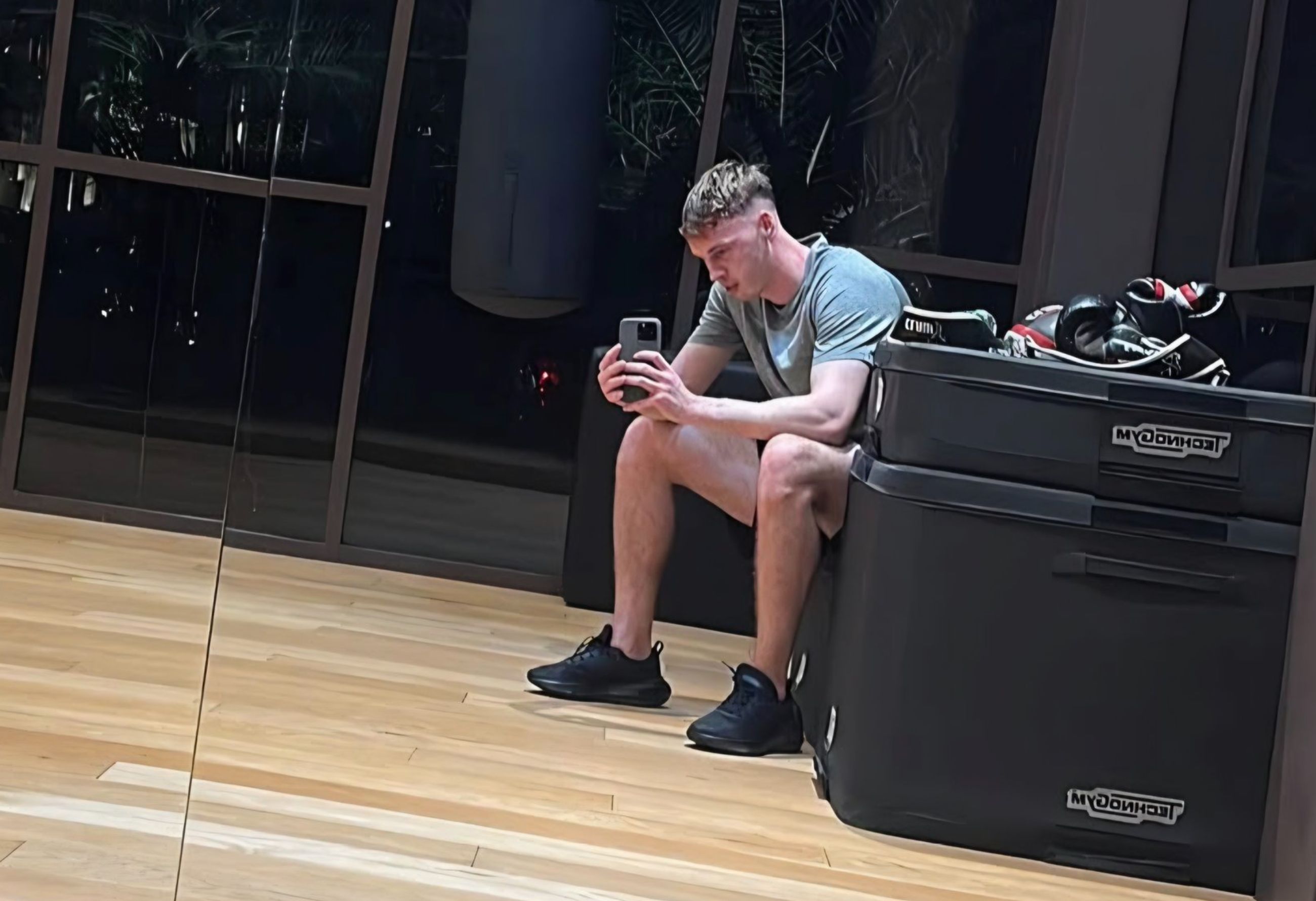 Cole Palmer in the gym.