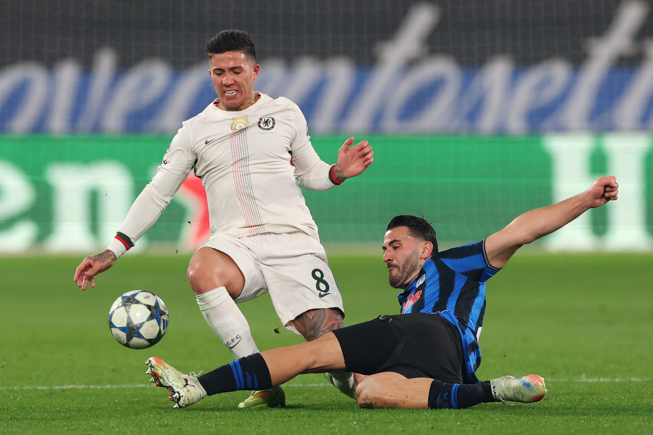 Enzo Fernandez in action against Atalanta.