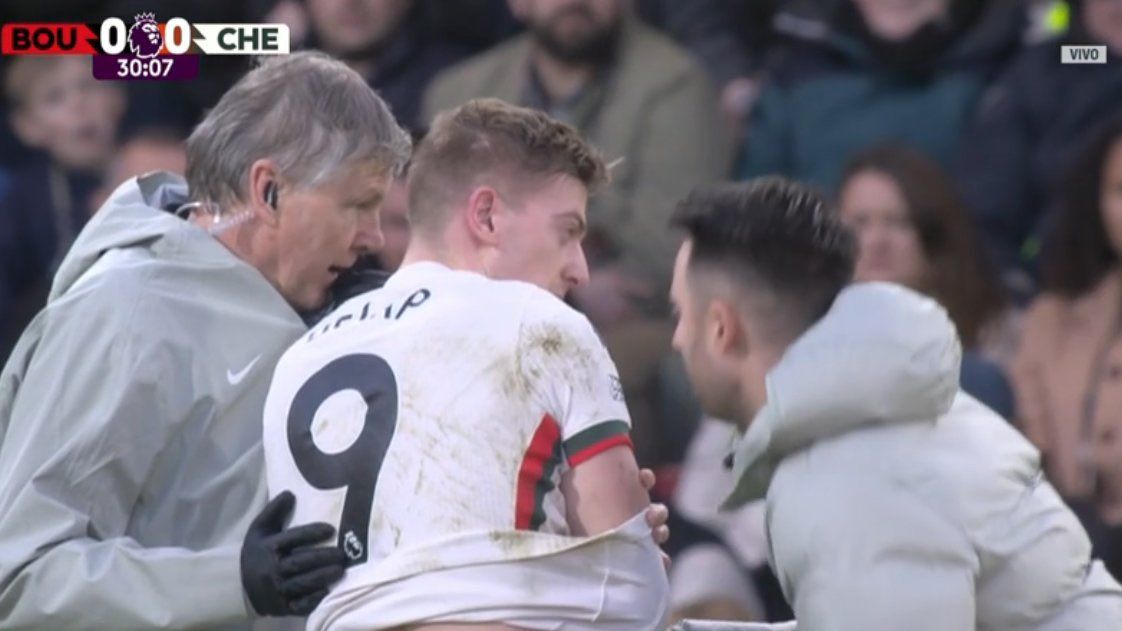 Liam Delap goes on with an injured shoulder.