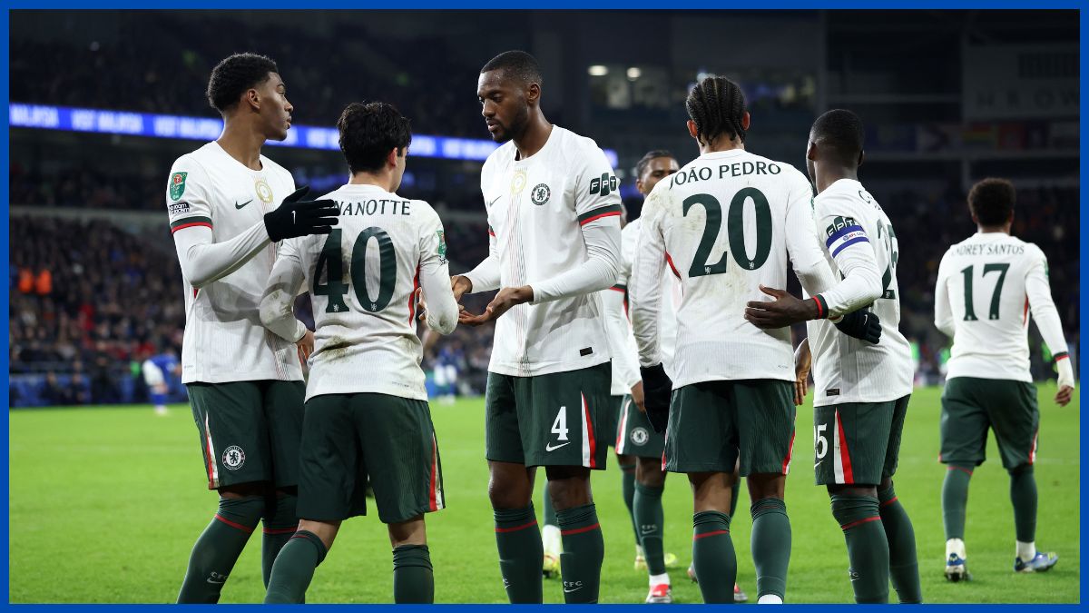 Chelsea's group photo after a win.