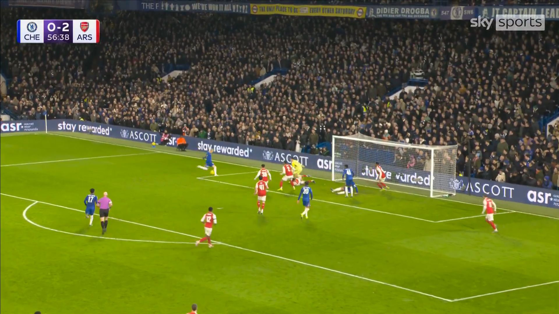Alejandro Garnacho scores for Chelsea against Arsenal.