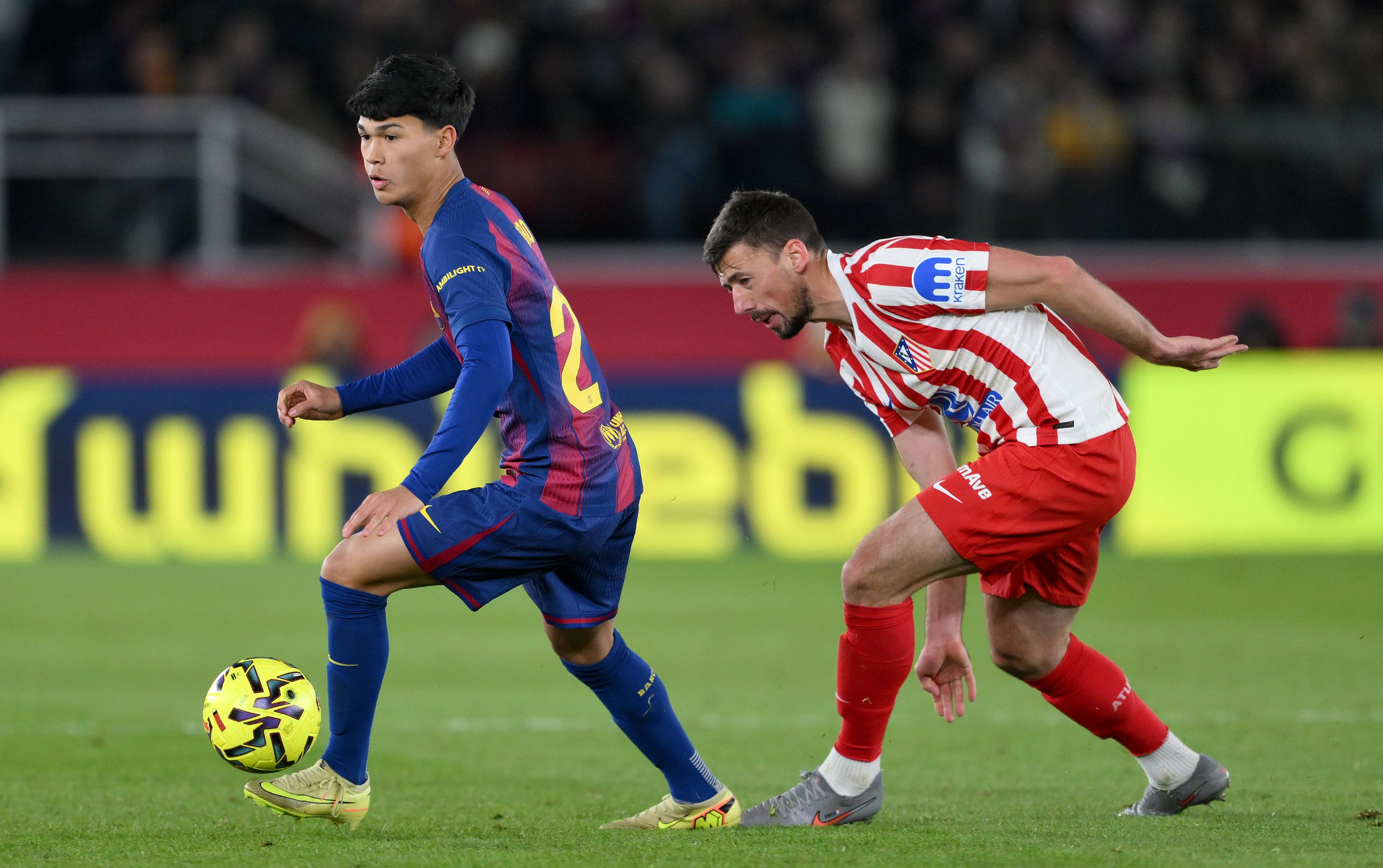 Dro Fernandez in action for Barcelona.