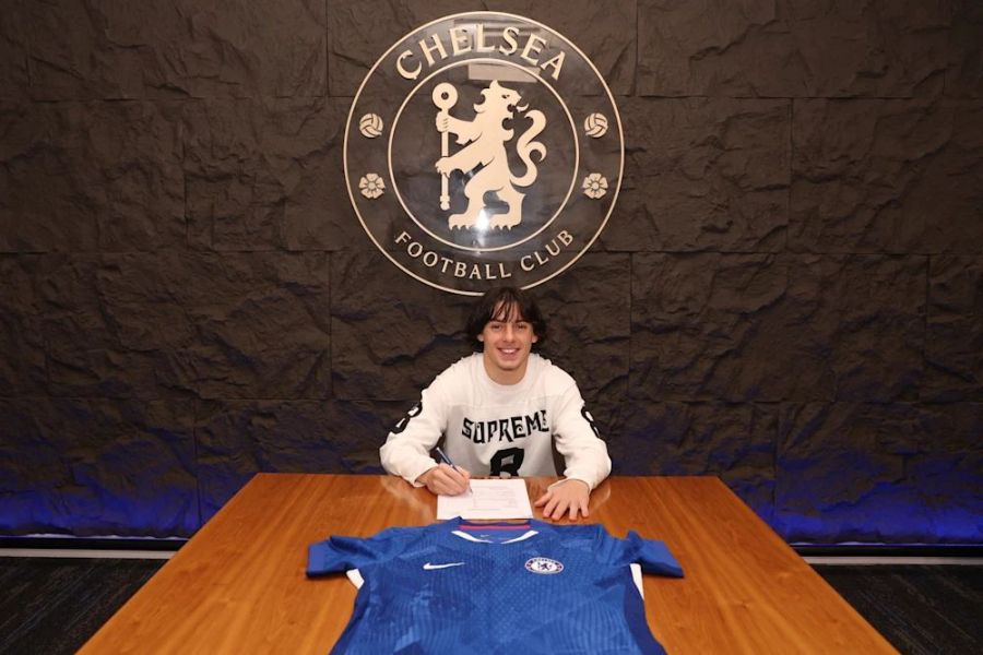 Ibrahim Rabbaj signs first professional contract with Chelsea