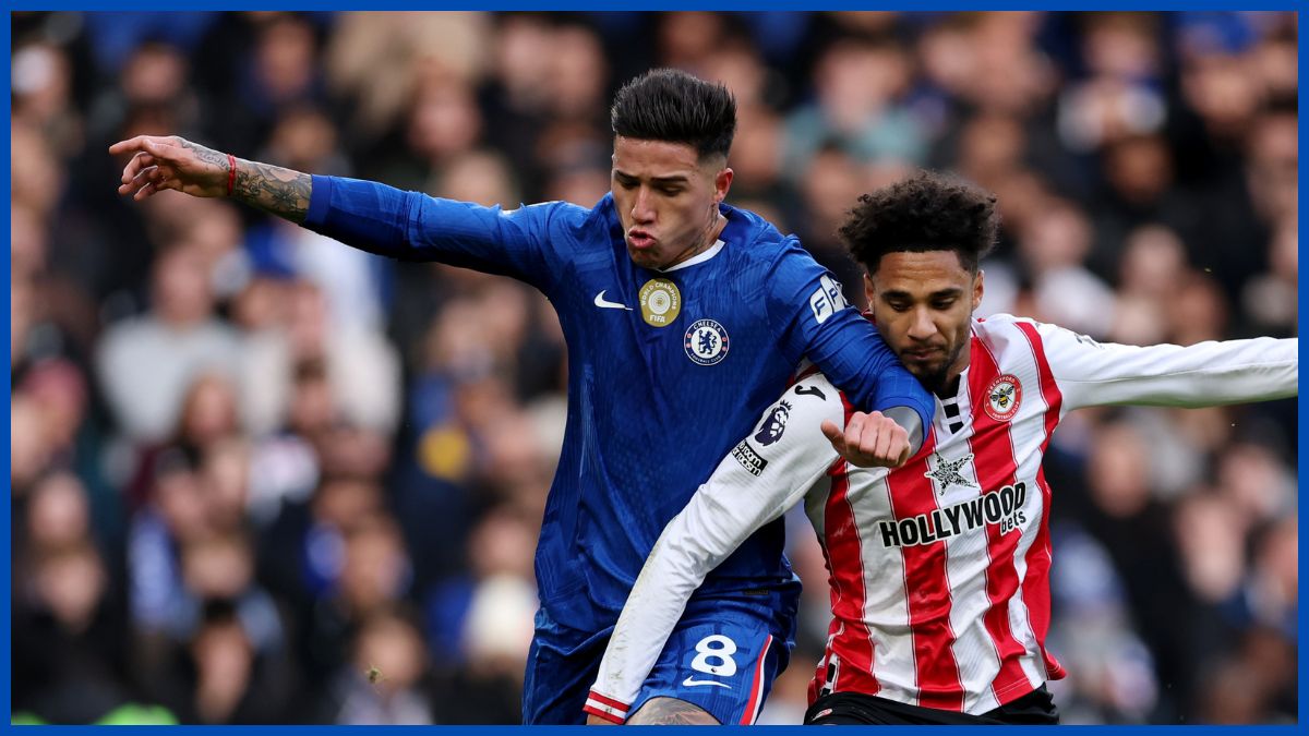 Enzo Fernandez gets stuck into a duel.