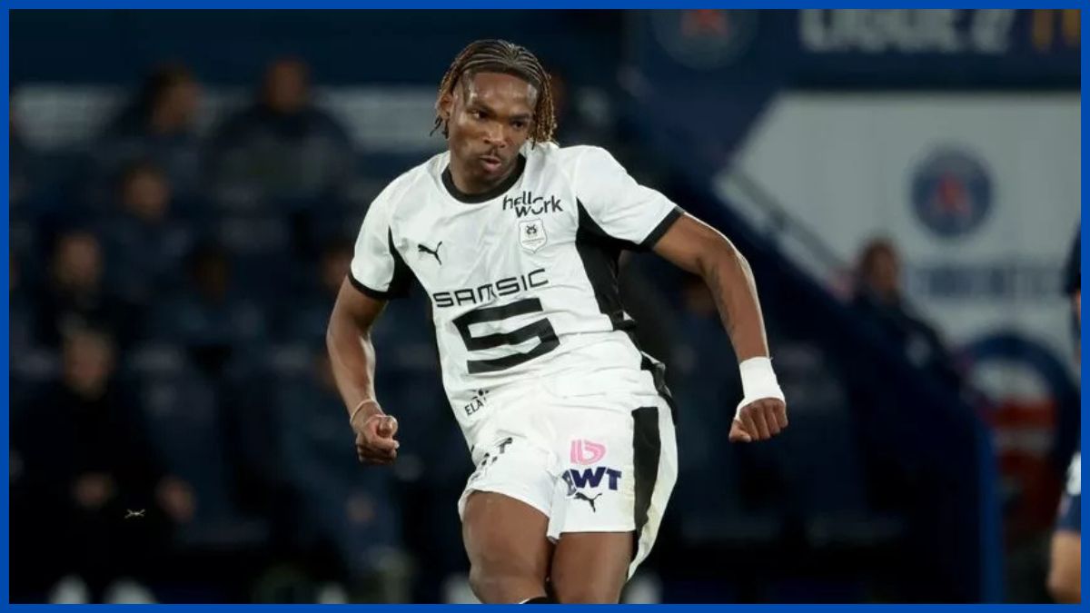 Jeremy Jacquet playing for Rennes.