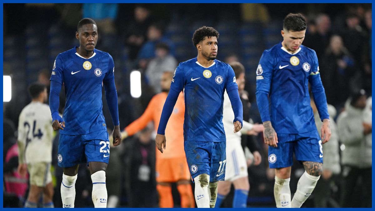 A generic Chelsea group look dejected after draw with Leeds.