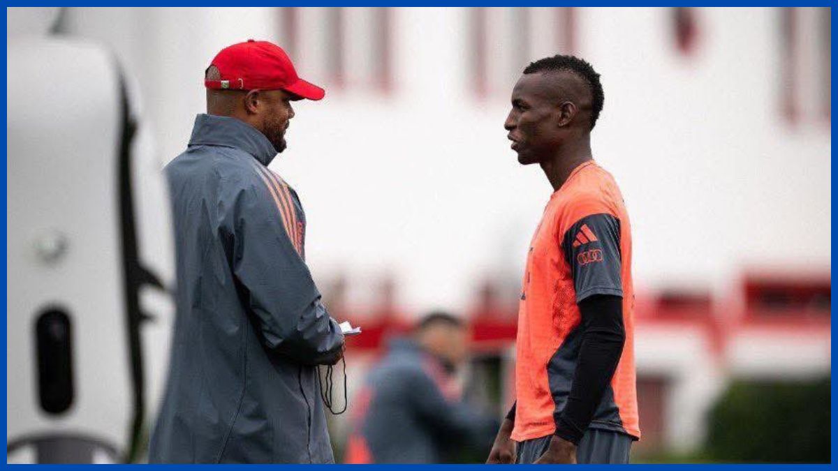 Vincent Kompany speaks to Nicolas Jackson.