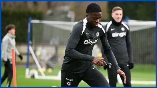 Mamadou Sarr in Chelsea training.