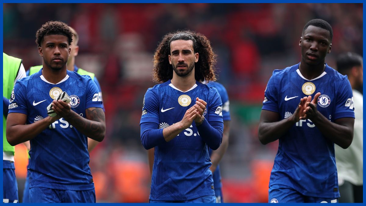 Marc Cucurella and a generic group of Chelsea players at full time.