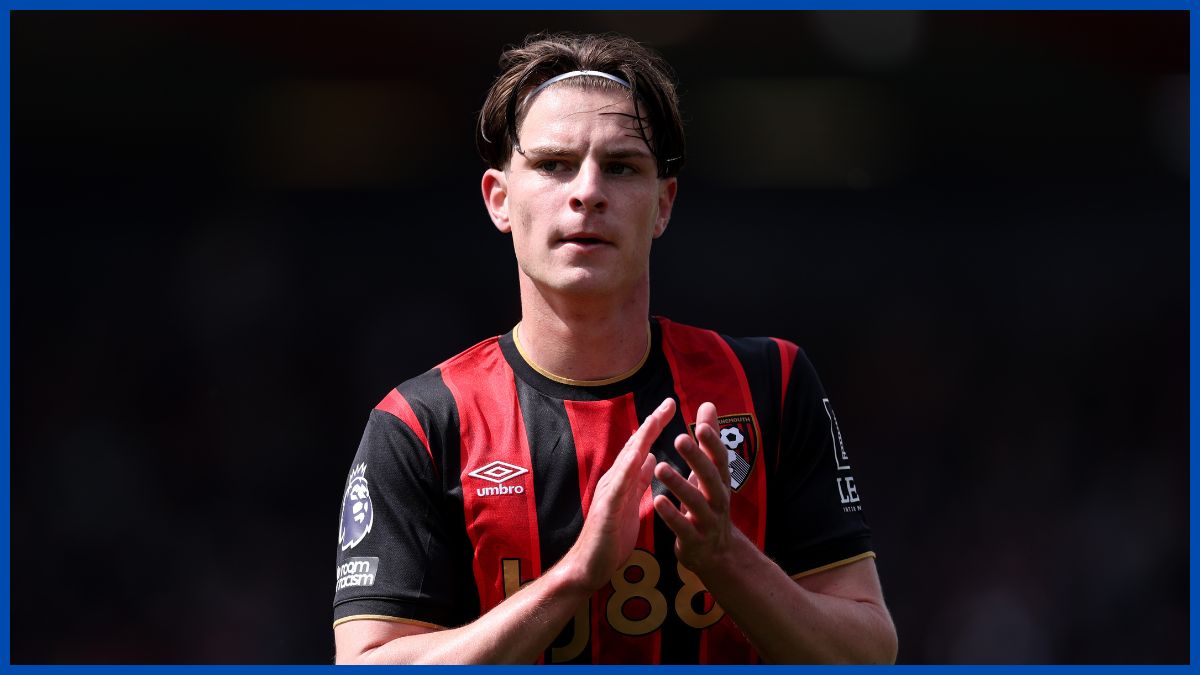 Alex Scott playing for Bournemouth.