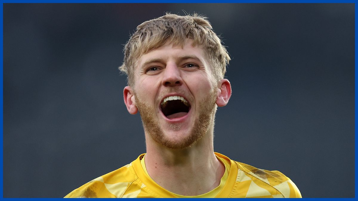 Teddy Sharman-Lowe celebrates.